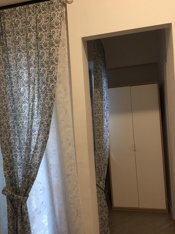 Alojamento de Acomodação e Pequeno-almoço Aquarius Roma